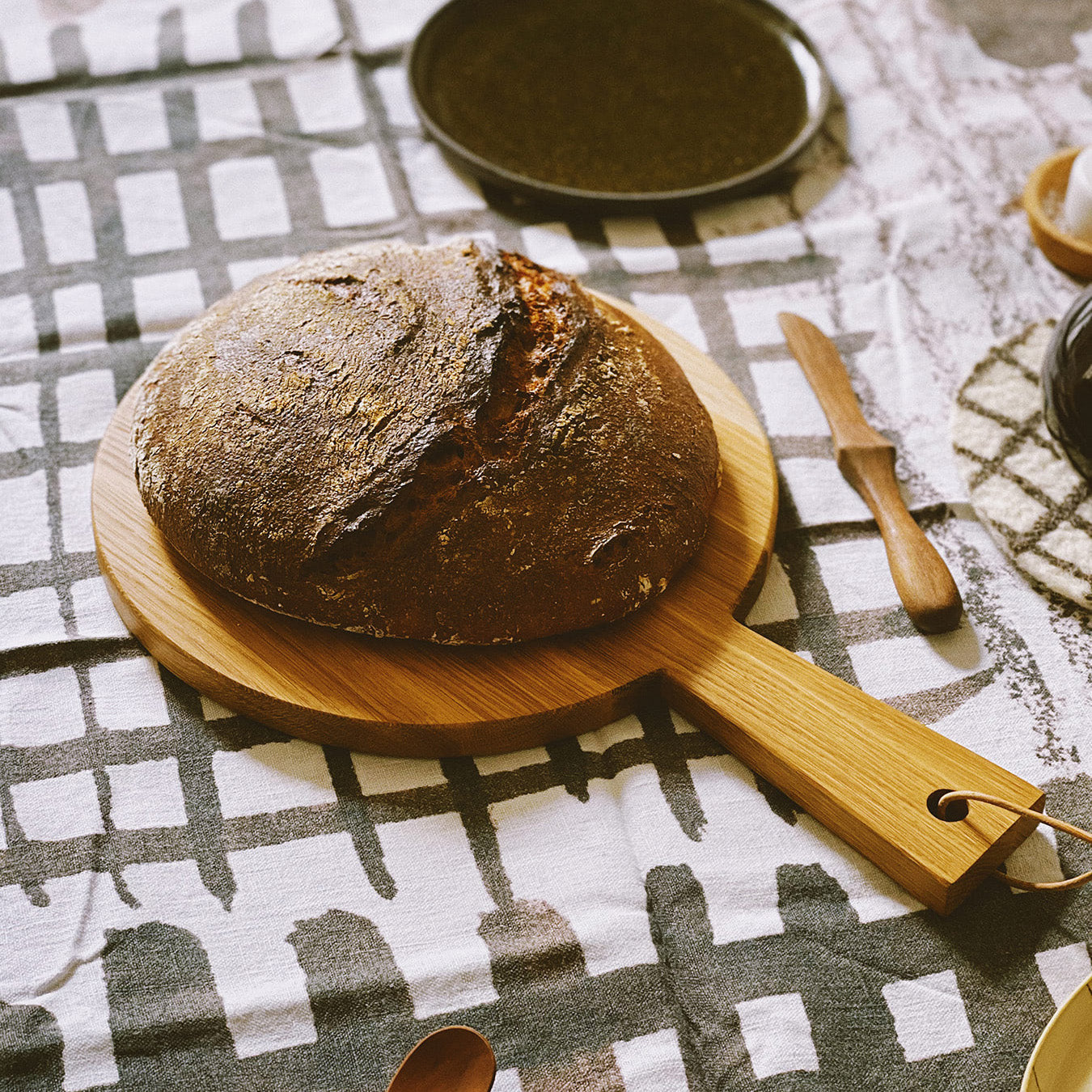 Round Wooden Cutting Board