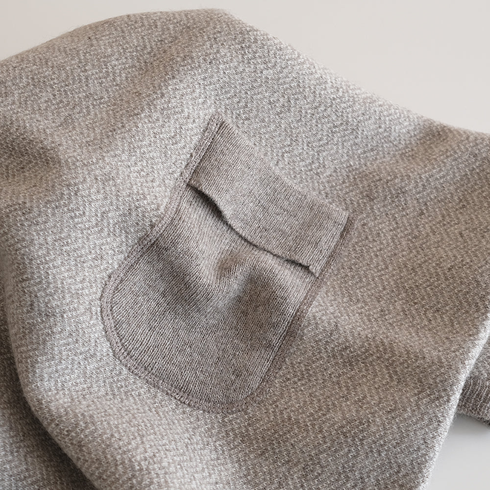 ひつじウールのひざ掛け